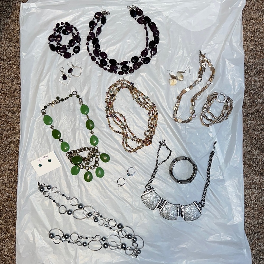 Lia Sophia Lot